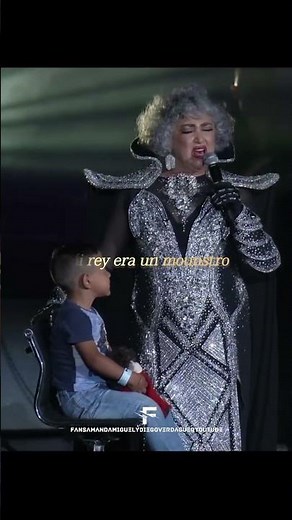 Mi rey era un mounstrooooooooo... de piedra.. #music #amandamiguel #amandamiguelfans #letras