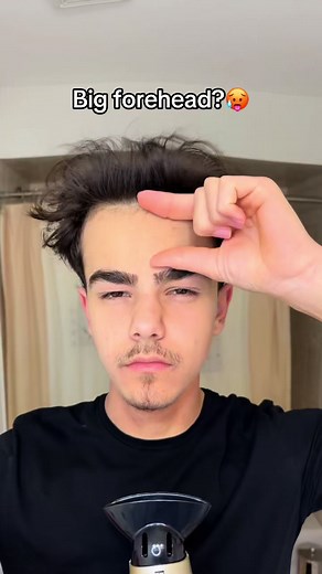 Stylish Hairstyles for Big Foreheads: Tips and Tricks