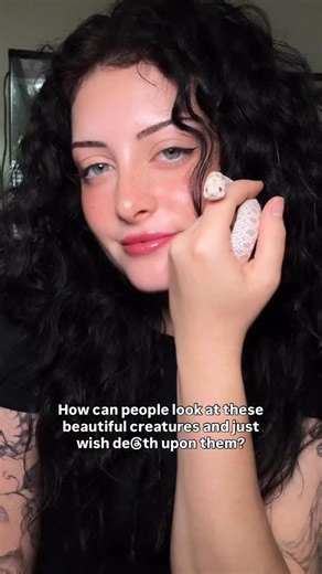 Forever loving all the overhated creatures 🐍❤️ . . . . . . . Loving the unloved • Animal lover • Snakes • Pet snakes • Exotic pets • Girls with reptiles • Reptiles • Reptile Keeper . . . . . . #girlswithreptiles #reptiles #exoticpets #snakes #snakesofig #reptilekeeper | inspireexotics