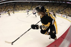 Hagelin's Hair: A Symbolic Growth - The Hockey Writers Pittsburgh Penguins Latest News, Analysis & More