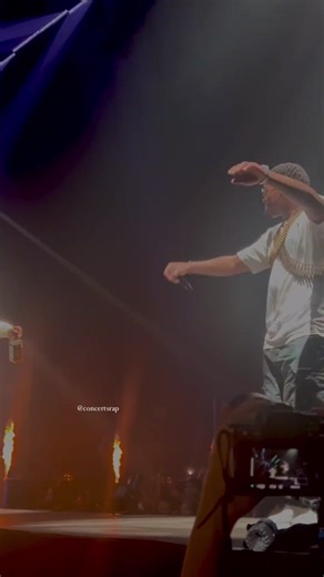 Koba et Niska en concert à Bercy