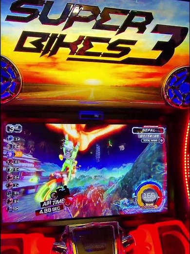 🏍️💨 Super Bikes 3 Gameplay | Dave & Buster’s