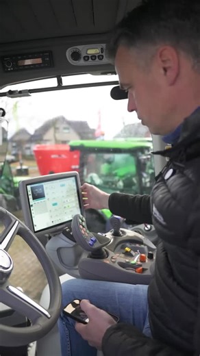 Meier Land-u. Gartentechnik on Instagram: "Alles erklärt – mit nur einem Scan. 📱🚜 - - - Im iMonitor findest du jetzt einen QR-Code, der dich direkt zu Tutorials führt. Einstellungen, Funktionen, Komfort-Features – alles in kurzen, übersichtlichen Videos erklärt. 🎥✨ Die digitale Betriebsanleitung macht’s einfach: scannen, anschauen, anwenden. Schneller geht’s nicht. Andreas zeigt euch im Video, wie easy der Zugriff funktioniert. - - - Willst du mehr solcher Tipps aus der Praxis? Dann folg uns 
