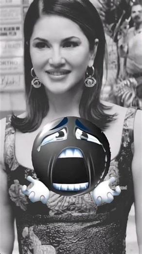 Bollywood actress transformer aura shorts#shorts #short #aura #phonk #dress#trending