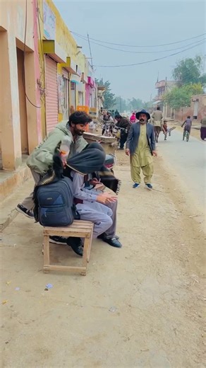 Saqlain Akbar Thabal on Instagram: "At the time turn"