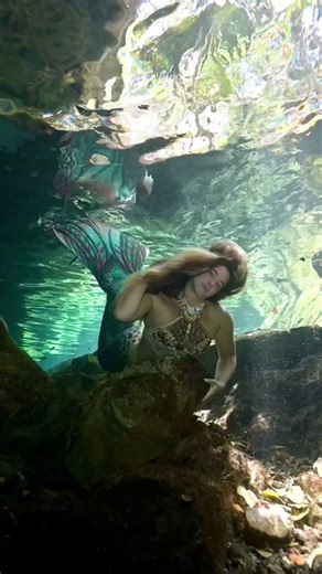 Vero Beach Mermaid (@verobeachmermaid)’s videos with Choking on Flowers - Fox Academy