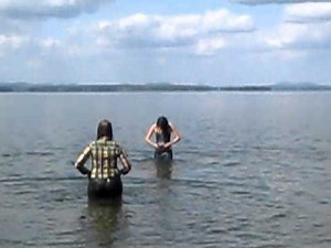 А ты можешь прыгнуть выше воды?