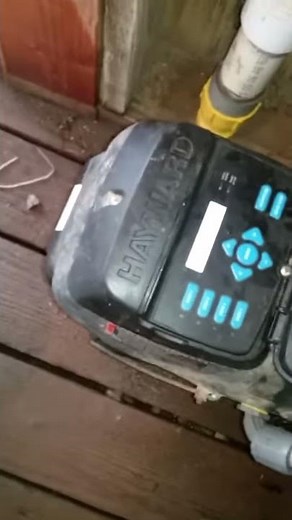 Hayward sp3400vsp loud whining sound