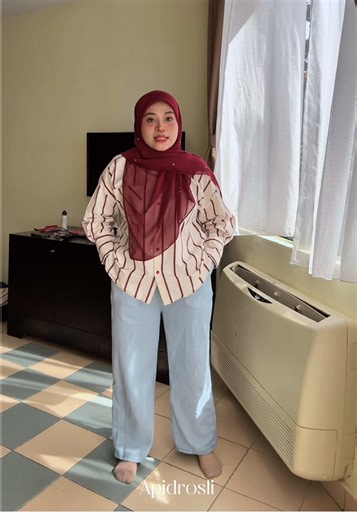 Stylish Loose and Baggy Jeans for Women