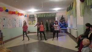 Zumba dale papi ( Dans clasa 8 )