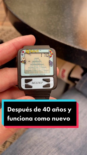 Reloj de QBert que después de más de 40 años funciona como nuevo #relojes #qbert #nelsonic #watches #pasion #parati #fyp #oscargomezwatches #dailywatchart