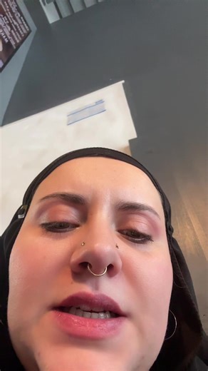 #greenscreen and it gets worse and weirder every time you reload it | reload update