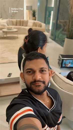 SLIC Digital commercial 𝗕𝗲𝗵𝗶𝗻𝗱 𝘁𝗵𝗲 𝗦𝗰𝗲𝗻𝗲𝘀 | 𝗜𝗱𝗲𝗮𝗵𝗲𝗹𝗹