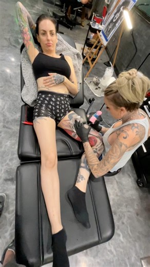 Are your thighs tattooed? 👀 | Tattoo Lovers