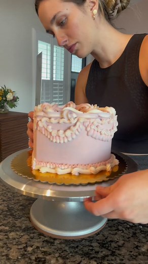 Vintage Heart Cake Decorating Fail