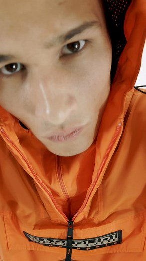 Engineered for breathability and comfort. | Rainforest Next Summer Jacket #Napapijri #SS25 | Napapijri