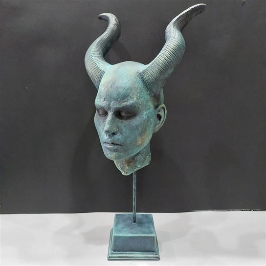 Lilith Bust Statue, Resin Devil Horns, Sculpture Art - Etsy Canada