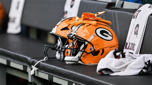 Packers Unveil Sweet New Throwback Uniforms Featuring Leather-Style Helmets