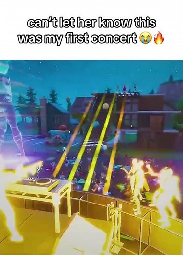 The BEST concert ever 🔥🔥🔥 #marshmello #fortnite #concert #alone
