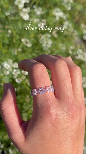 DIYbyChesca on Instagram: "daisy ring 🌸🤍 tutorials on my youtube"