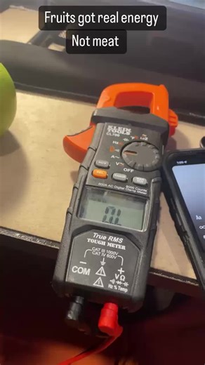 Is there any energy in fruit? YES What fruits do not conduct electricity? Fruits such as oranges, apples, peach, and grapes are good conductors of electricity whereas fruits like kiwi, banana, Papaya, pineapple are poor conductors of electricity. #electrician #electrical #energy #frequency #vibrationalalignment