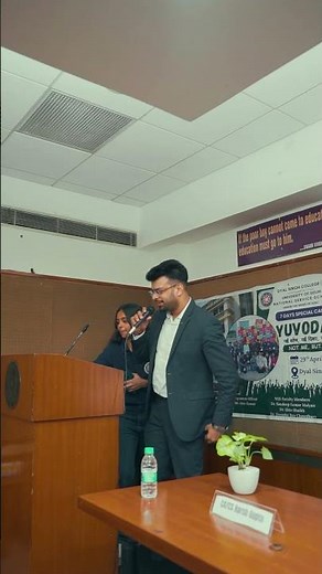 HG at Dyal Singh College 🔥