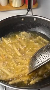 Crispy Fries ▪️INGREDIENTS: 3 potatoes or frozen fries 1 tsp salt 1 tsp oregano 1 tsp parika 1 tsp red Chilli flakes 1 & 1/2 cups flour 1 egg 3 tbsp water Oil for frying ▪️ Spicy Mayo Sauce 4 tbsp mayonnaise 3 tbsp chili garlic sauce 1 tbsp mustard 1/4 tsp pepper 1/4 tsp garlic powder 1/2 tsp parsley/coriander 2 tbsp water to thin it ▪️METHOD: In a bowl, take fries, add the spices, egg,now add 1 cup flour and coat well, add water, then add the remaining 1/2 cup of flour and coat thoroughly. Let 