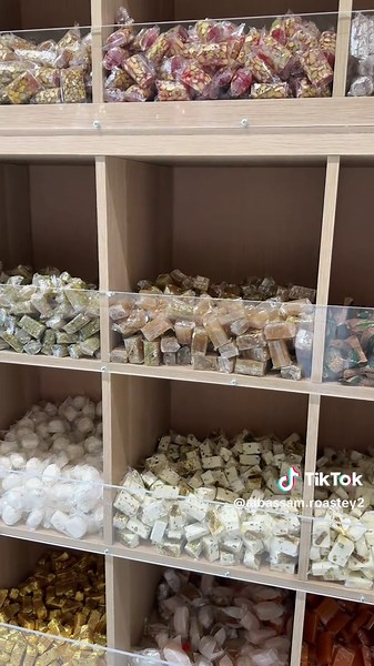 Exploring Toronto's Culinary Scene: A Taste of Canada