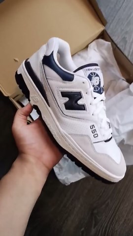 New Balance 550 team navy sneaker review and on foot look