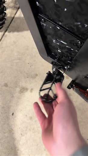 Upgrading Your Left Peg with Carbon Wrap