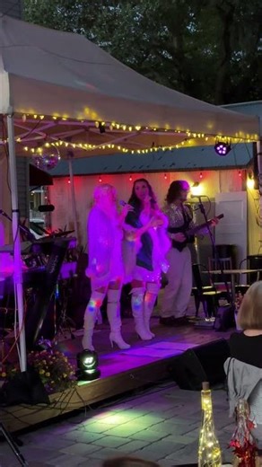 When Autopilot Fails on Stage 🤦‍♀️ I’ll get the words right one day