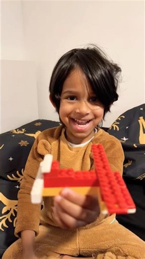 4-Year-Old Builds a LEGO Airplane ✈️