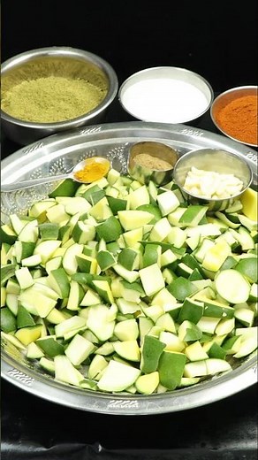 🥭 Authentic Andhra Avakaya Pickle Recipe | Viral Mango Pickle Shorts #Shorts