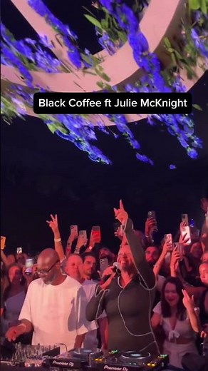 DJ Black Coffee & Julie McKnight's Epic Ibiza Performance! 🔥#blackcoffee #electronicmusic #dj