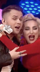 #maskedsingerromania #maskedsinger #vulpoiul 🦊 #romania 🇷🇴 @kingsofleon | Costi