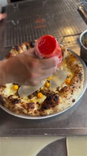 Pizza Upgrade You’ll Taste 🍕 | Domenica Napoletana at Mangia Pizza