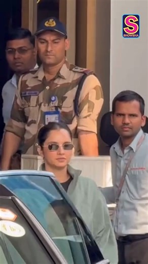 Tennis Player Sania Mirza aces casual comfy look at the airport #saniamirza #tennisplayer | News18