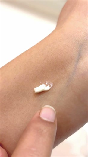 How I use retinol (beginner way) ✨🌙 #RetinolBasics #BeginnerSkincare #NightSkincare #SkincareShorts