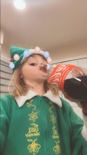 Recreating the elf burp scene #christmas #funny