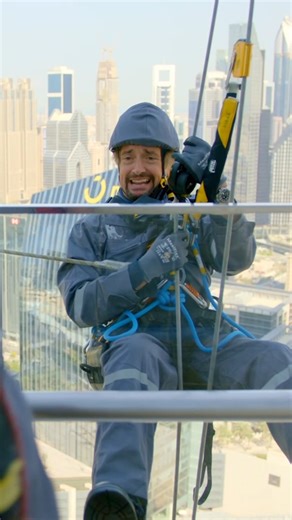 Did you know that EVERY window on the Burj Khalifa is cleaned four times a year!!! 🪟 #RichardHammond #richardHammondsBig | Discovery Channel UK