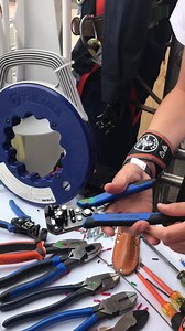 23M views · 153K reactions | Demostración de #pinzas de corte y pela cables. #klein #herramientas #díadelexperto #estadioazteca | Klein Tools México | Facebook