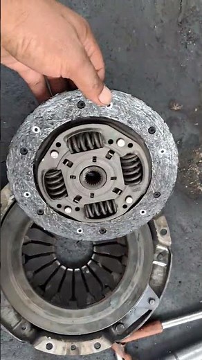 Renault Tribber new Clutch plate & clutch cylinder fitting #trending #youtubeshorts #shorts #repair