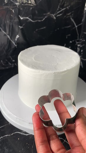 #cakes_en_flakes #fyp #creatorsearchinsights #foryoupage #cakedecoration