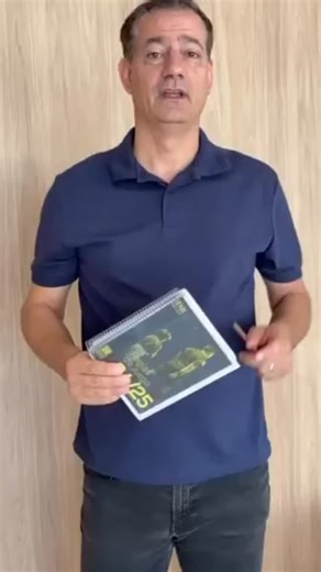 🚨Novas regras no futebol, galera. @salviospinola explicou: • 5 segundos para arremesso lateral • 5 segundos para tiro de meta • 10 segundos para sair na substituição • 1 minuto fora de campo após atendimento médico • VAR corrige escanteio e 2º amarelo | Doentes por Futebol