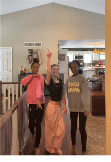 @kamiiya_moore @Akira 💗 #fyppp