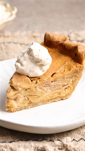 Apple cider custard pie. recipe link in description. #applepie