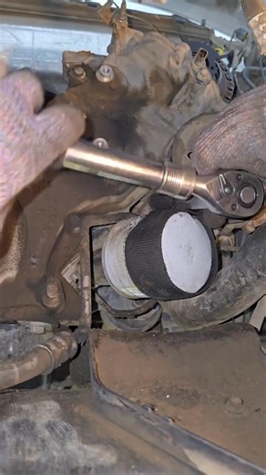 53K views · 289 reactions | Ford expedition oil filter changing #automotive #mechanic #DIY #usa | The Workshop | Facebook