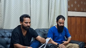 Doda Ma So Called Hindu Ka Thekadaar He Hindu Pa Attack Kaar Raha Haan, Jaan Se Marne Ki Koshish, Anirudh Bhau Former VHP Leader and Government Job Karte Haan GMC Doda Ma, Mehraj Malik Aye Support Ma, Police Doda Pa Lage ilzaam | TLR News