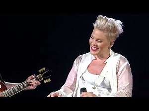 Pink - Walk Me Home - LIVE in Frankfurt 22.07.2019