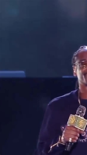 Hold Up: Snoop Dogg's Iconic Track